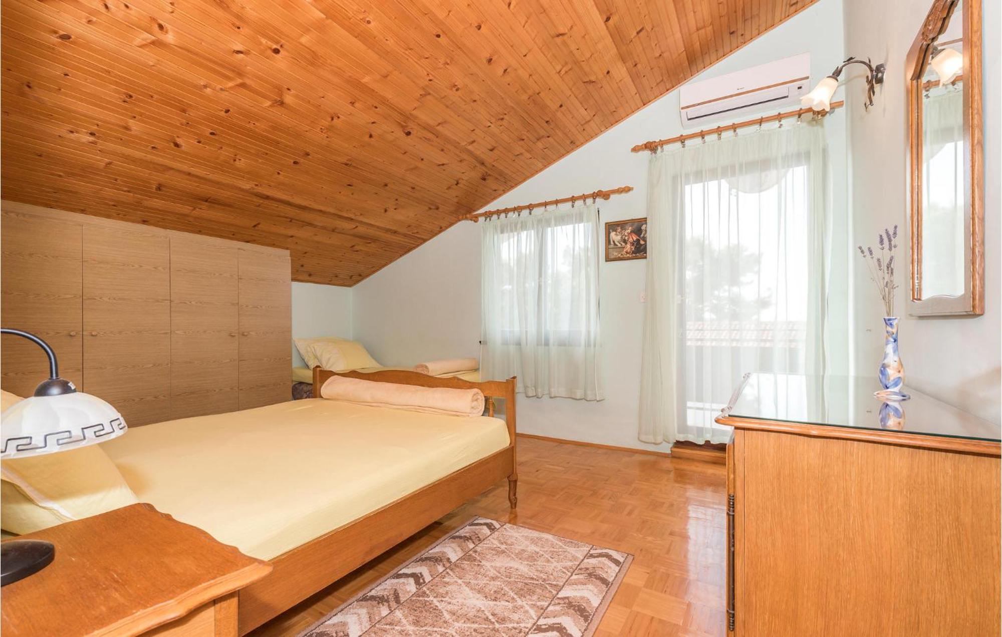 Awesome Apartment In Jadrija With Wifi Exterior photo