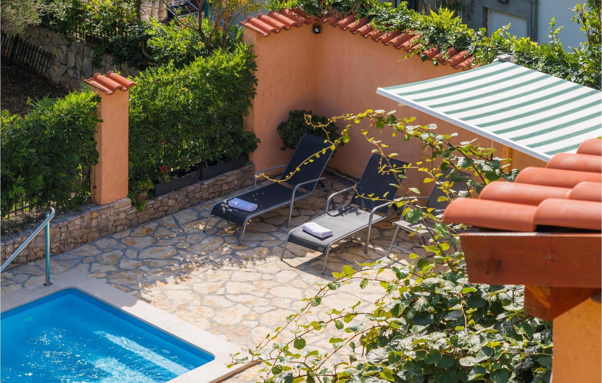 Awesome Apartment In Jadrija With Wifi Exterior photo